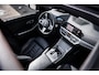BMW 3-Serie 320i M-Performance I Schuifdak I Leder I BTW I HuD I 19'' I Sfeerverlichting I Org.NL I Dealer-onderhouden I NAP