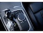 BMW 3-Serie 320i M-Performance I Schuifdak I Leder I BTW I HuD I 19'' I Sfeerverlichting I Org.NL I Dealer-onderhouden I NAP