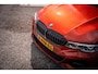 BMW 3-Serie 320i M-Performance I Schuifdak I Leder I BTW I HuD I 19'' I Sfeerverlichting I Org.NL I Dealer-onderhouden I NAP