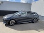 Kia ProCeed 1.5 T-GDi GT-Line Elektr. schuif-/kanteldak, dodehoek detectie, stoel- & stuurverwarming, navigatie, Apple CarPlay/Android Auto, adaptieve cruise control, parkeersensoren