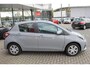 Toyota Yaris 1.5 Hybrid Active CLIMA CRUISE CAMERA BLUETOOTH ARMSTEUN NL-AUTO 1E-EIG