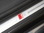 Audi A4 Limousine 1.4 TFSI Sport S line edition | Leder / stof bekleding | 3-zone automatische airconditioning | Elektronisch kinderslot |