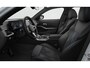 BMW 3-Serie 320i M-Sport - Active Cruise Control - Stoelverwarming - Camera - Hifi