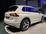 Volkswagen Tiguan 1.5 TSI ACT Highline Business R-Line *TopComfortStoelen*Pano*Virtual*Keyless*Trekhaak*