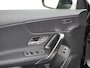 Mercedes-Benz A-klasse 180 Limousine Luxury Line | Achteruitrij Camera | Parkeersensoren Voor + Achter | LED Koplampen | DAB+ Radio