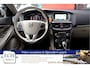 Volvo V40 1.5 T2 Aut. Nordic+, Dealer onderhouden, Stoelverwarming, LED