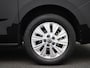 Volkswagen Multivan 1.4 eHybrid L2 Life Edition 150 PK | Airco | 7 Zits | Camera | Trekhaak | Privacy glas | Navigatie | Vierseizoen banden | Cruise Control |
