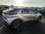 Toyota C-HR 1.8 Hybrid 140 Dynamic Nieuw geleverd! incl. o.a.: AppleCarPlay/AndroidAuto, Dode hoek detectie, PArkeerhulp camera incl sensoren, LM velgen, Adaptieve Cruise Control, Clima Control