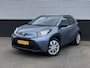 Toyota Aygo X 1.0 VVT-i MT Play Navigatie Apple CarPlay/Android Auto, adaptieve cruise control, achteruitrij camera, NL auto!