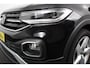 Volkswagen T-Cross 1.5 TSI DSG Style Team Navigatie Apple Carplay/Android Auto Adaptive cruise control Parkeersensoren Camera Stoelverwarming Virtual Cockpit Keyless Entry Lane assist Privacy glas