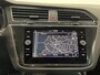 Volkswagen Tiguan 1.4 TSI eHybrid 245pk DSG R-Line Platinum Panoramadak Trekhaak Navigatie Apple Carplay/Android Auto Camera Parkeersensoren Adaptive Cruise Control Matrix Ledverlichting Stoel- en stuurverwarming Climate Control