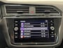Volkswagen Tiguan 1.4 TSI eHybrid 245pk DSG R-Line Platinum Panoramadak Trekhaak Navigatie Apple Carplay/Android Auto Camera Parkeersensoren Adaptive Cruise Control Matrix Ledverlichting Stoel- en stuurverwarming Climate Control