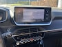 Peugeot 2008 1.2 PureTech EAT8-automaat GT-Line met o.a. navigatie, CarPlay, cruise, trekhaak, LED, etc.