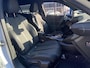 Peugeot 2008 1.2 PureTech EAT8-automaat GT-Line met o.a. navigatie, CarPlay, cruise, trekhaak, LED, etc.