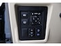 Toyota Land Cruiser 7 pers. 2.8 D-4D Professional | Trekhaak | Dodehoek detectie | Adaptive Cruise | Leder | Opendak | Parkeersensoren | Navigatie