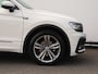 Volkswagen Tiguan 1.4 TSI 4Motion Highline R-Line 150 PK DSG | Panoramadak | Trekhaak | 2000KG trekgewicht | Navigatie | Stoelverwarming