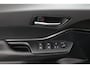 Toyota C-HR 1.2 Dynamic | Trekhaak | Navigatie | Climate Control | 1300 KG Trekvermogen |