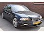 BMW 3-Serie 320i Executive '01 Inruiler zo mee