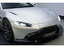 Aston Martin V8 Vantage 4.0 | Gloss Black pack | 20 Inch |