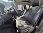 Volvo XC60 2.0T Kinetic Adaptieve cruise Control | Dodehoek detectie | Elektrisch bedienbaar panorama dak | Bi Xenon | Verwarmde voorstoelen | Trekhaak | Camera |