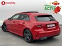 Mercedes-Benz A-klasse 180 Business Solution AMG Night Upgrade Automaat Schuif/Kanteldak | Stoelverwarming | Achteruitrijcamera | DAB Audio
