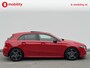 Mercedes-Benz A-klasse 180 Business Solution AMG Night Upgrade Automaat Schuif/Kanteldak | Stoelverwarming | Achteruitrijcamera | DAB Audio
