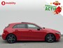 Mercedes-Benz A-klasse 180 Business Solution AMG Night Upgrade Automaat Schuif/Kanteldak | Stoelverwarming | Achteruitrijcamera | DAB Audio