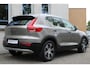 Volvo XC40 T3 Automaat Inscription | Panoramadak | 360° camera | BLIS | Lederen bekleding | Harman Kardon audio | Verwarmde voorstoelen | Verwarmbaar stuurwiel | Adapt. Cruise Control | Glazen pook