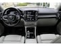 Volvo XC40 T3 Automaat Inscription | Panoramadak | 360° camera | BLIS | Lederen bekleding | Harman Kardon audio | Verwarmde voorstoelen | Verwarmbaar stuurwiel | Adapt. Cruise Control | Glazen pook