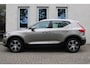 Volvo XC40 T3 Automaat Inscription | Panoramadak | 360° camera | BLIS | Lederen bekleding | Harman Kardon audio | Verwarmde voorstoelen | Verwarmbaar stuurwiel | Adapt. Cruise Control | Glazen pook