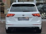 Volkswagen Tiguan 1.4 TSI ACT Business R-Line | elk. trekhaak | Keyless | elk. achterklep