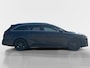 Kia Ceed Sportswagon 1.5 T-GDi GT-PlusLine Black on black | Navigatie / Applecarplay | Schuifkanteldak | Elektrisch verstelbare stoelen |