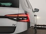 Skoda Superb Combi 1.4 TSI iV Sportline Business 218 pk DSG | Trekhaak | Canton Audio | Memory stoelen | DCC | Keyless | Stoelverwarming