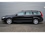 Volvo V70 2.0 T4 Polar | Estate Line | Roofrails | Niveauregeling | Trekhaak | Lederen Bekleding | Stoelverwarming