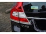 Volvo V70 2.0 T4 Polar | Estate Line | Roofrails | Niveauregeling | Trekhaak | Lederen Bekleding | Stoelverwarming