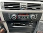 BMW 3-Serie Touring 320i Business Line ZO INGERUILD DUS ZO WEG PRIJSJE