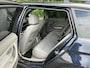 BMW 3-Serie Touring 320i Business Line ZO INGERUILD DUS ZO WEG PRIJSJE