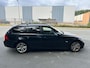 BMW 3-Serie Touring 320i Business Line ZO INGERUILD DUS ZO WEG PRIJSJE
