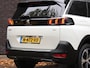 Peugeot 5008 SUV GT 130pk | Schuif-/Kanteldak | Stoelverwarming | Focal HiFi