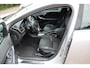Volvo V40 1.6 T4 180PK Momentum Automaat + 16"/ Navi/ Clima/ Cruise/ NL auto
