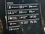 Volvo XC40 1.5 T2 R-Design | LED | Panorama Schuifdak | Stoel + Stuurverwarming | Blis | Adaptieve Cruise controle | Camera | Panorama dak | Zitvlak verlengers | Elektrische achter klep |