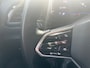 Volkswagen T-Roc 1.5 TSI DSG R-Line / Black style / Virtual cockpit / Afneembare trekhaak / 18'' LMV / Achteruitrij camera