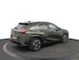 Lexus UX 250h Preference Line | 18 Inch Lichtmetalen velgen | Privacy Glass | Blind Spot Monitor | Keyless Entry