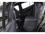 Lexus UX 250h Preference Line | 18 Inch Lichtmetalen velgen | Privacy Glass | Blind Spot Monitor | Keyless Entry
