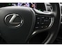 Lexus UX 250h Preference Line | 18 Inch Lichtmetalen velgen | Privacy Glass | Blind Spot Monitor | Keyless Entry