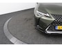 Lexus UX 250h Preference Line | 18 Inch Lichtmetalen velgen | Privacy Glass | Blind Spot Monitor | Keyless Entry