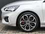 Ford Focus Wagon 1.0 EcoBoost ST Line | Panoramadak | Trekhaak | Camera | B&O | DAB | Adaptive Cruise | Keyless
