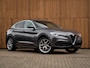 Alfa Romeo Stelvio 2.0T AWD Super | Veloce stoelen | Adapt. cruise | Lederen dash. | Adaptief onderstel | Performance Pack