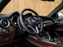 Alfa Romeo Stelvio 2.0T AWD Super | Veloce stoelen | Adapt. cruise | Lederen dash. | Adaptief onderstel | Performance Pack