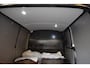 Volkswagen Transporter 2.0 TDI 150PK DSG L2H1 3-ZITS EX BTW / CAMERA / 20 INCH / BETIMMERING / NAVIGATIE / CARPLAY / ACC